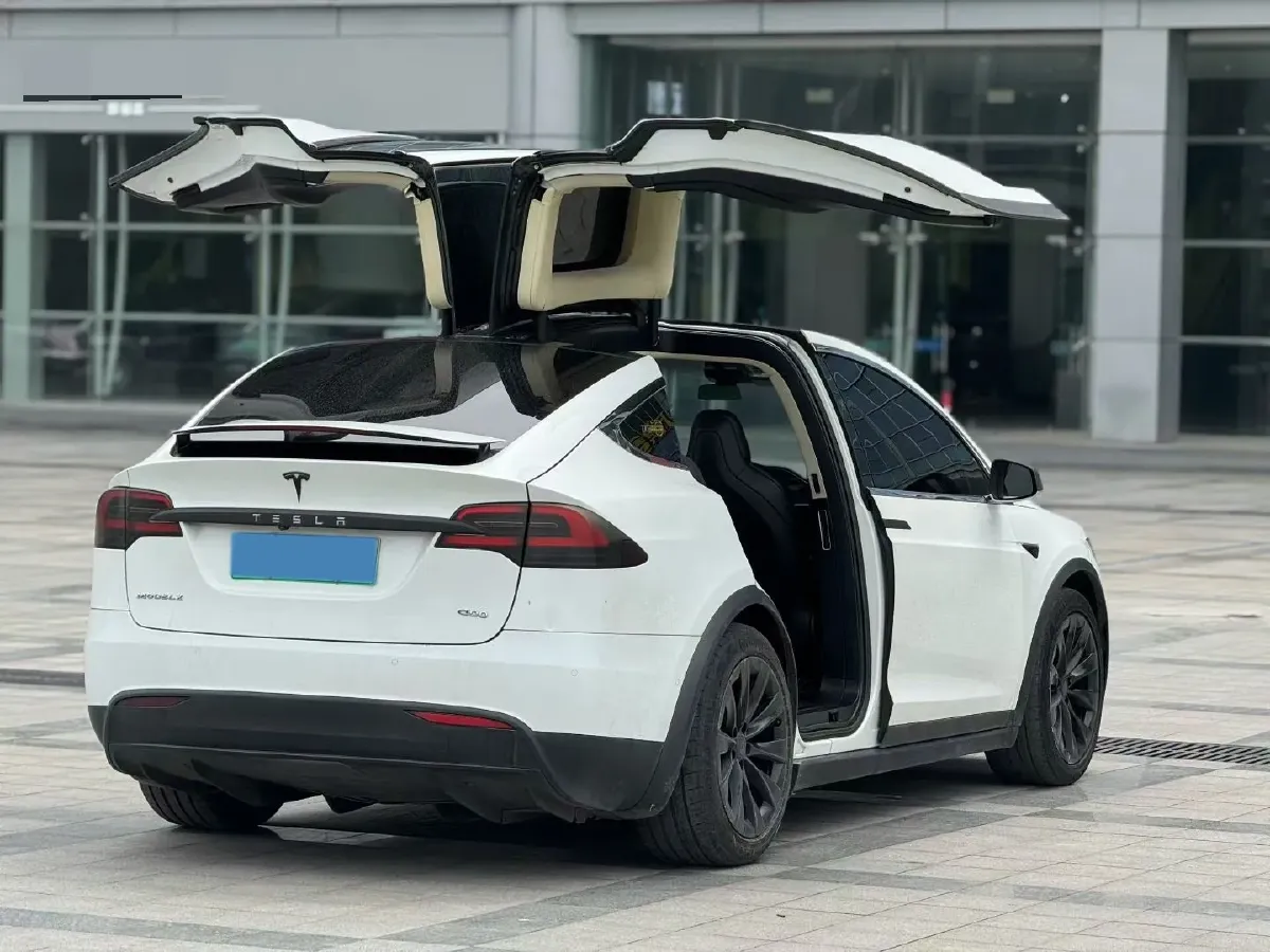 2017 Tesla Model X BEV 100KWH,autocango,china used car exporter,china ev exporter,chinese used car exporter,chinese used ev exporter