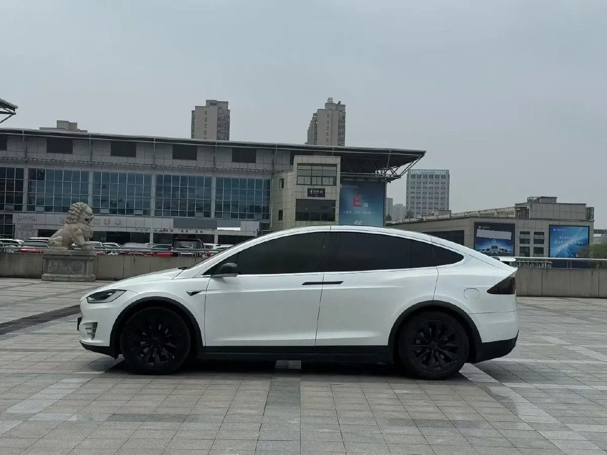 2017 Tesla Model X BEV 100KWH,autocango,china used car exporter,china ev exporter,chinese used car exporter,chinese used ev exporter