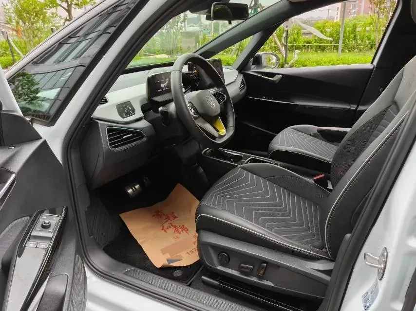 2023 Volkswagen ID.3 BEV 52.8KWH,autocango,china used car exporter,china ev exporter,chinese used car exporter,chinese used ev exporter