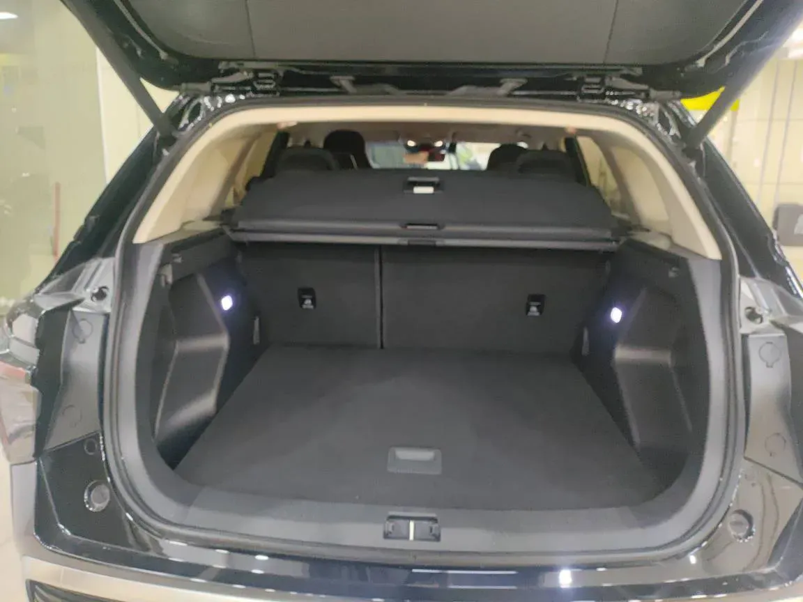 2025 HongQi HS3 1.5T 150HP L4 1DHT PHEV,autocango,china used car exporter,china ev exporter,chinese used car exporter,chinese used ev exporter