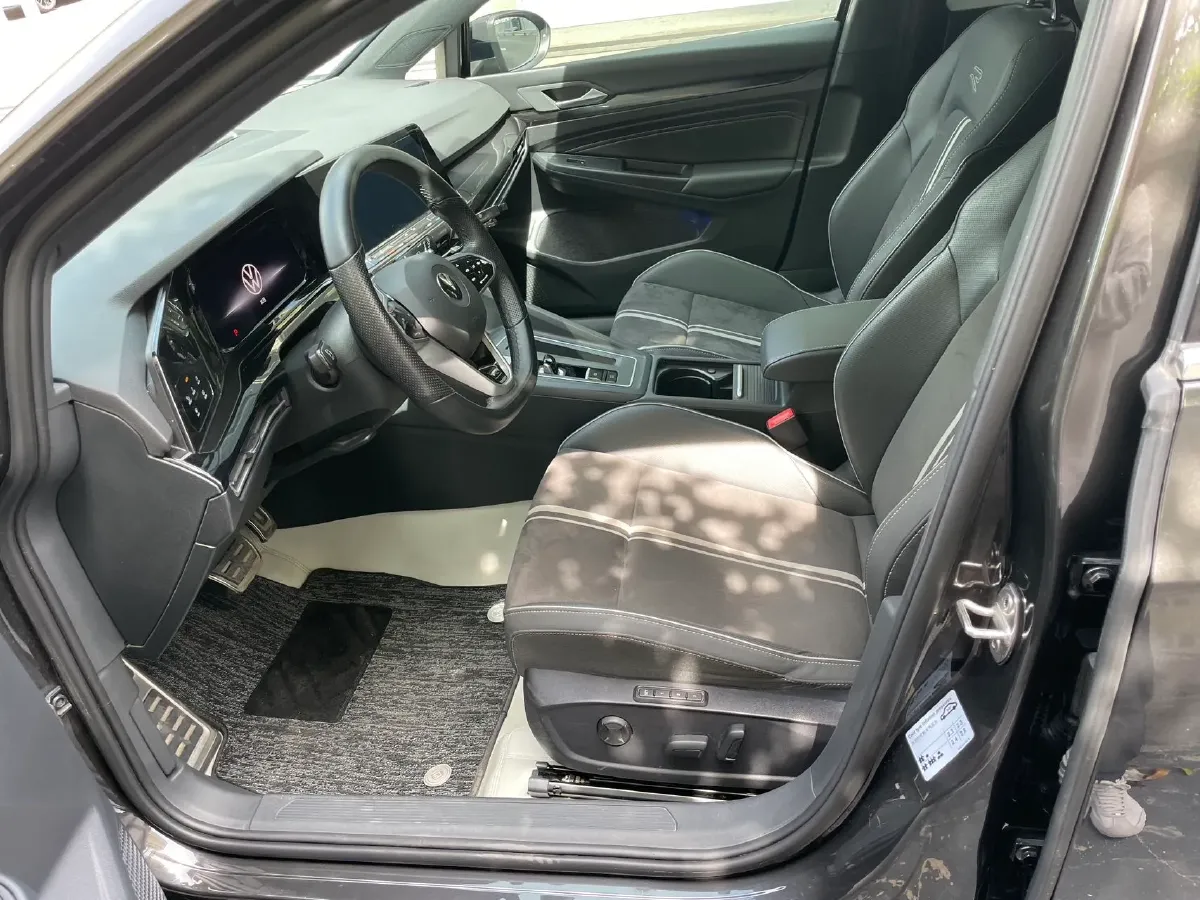 2023 Volkswagen Golf 1.4T 150HP L4 7DCT,autocango,china used car exporter,china ev exporter,chinese used car exporter,chinese used ev exporter