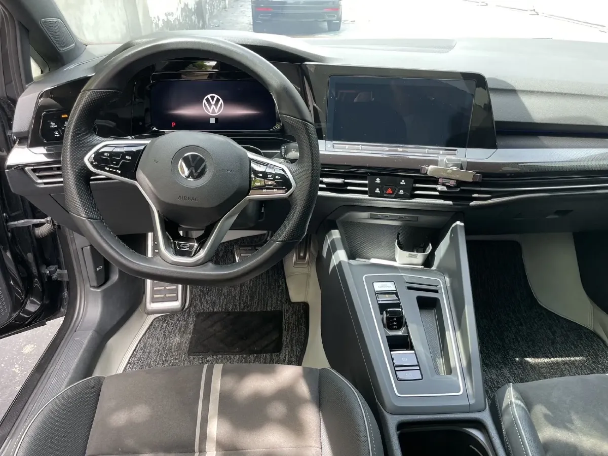 2023 Volkswagen Golf 1.4T 150HP L4 7DCT,autocango,china used car exporter,china ev exporter,chinese used car exporter,chinese used ev exporter