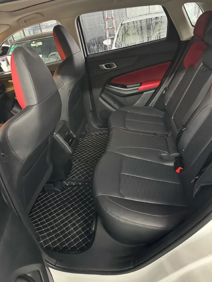 2022 ChangAn Oshan X7 Plus 1.5T 188HP L4 7DCT,autocango,china used car exporter,china ev exporter,chinese used car exporter,chinese used ev exporter