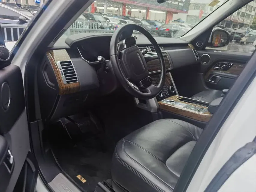 2019 BMW X7 3.0T 340HP L6 8AT,autocango,china used car exporter,china ev exporter,chinese used car exporter,chinese used ev exporter