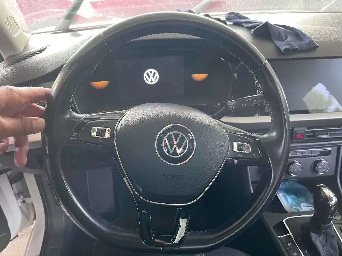 2021 Volkswagen Lavida 1.5L 113HP L4 6AT,autocango,china used car exporter,china ev exporter,chinese used car exporter,chinese used ev exporter