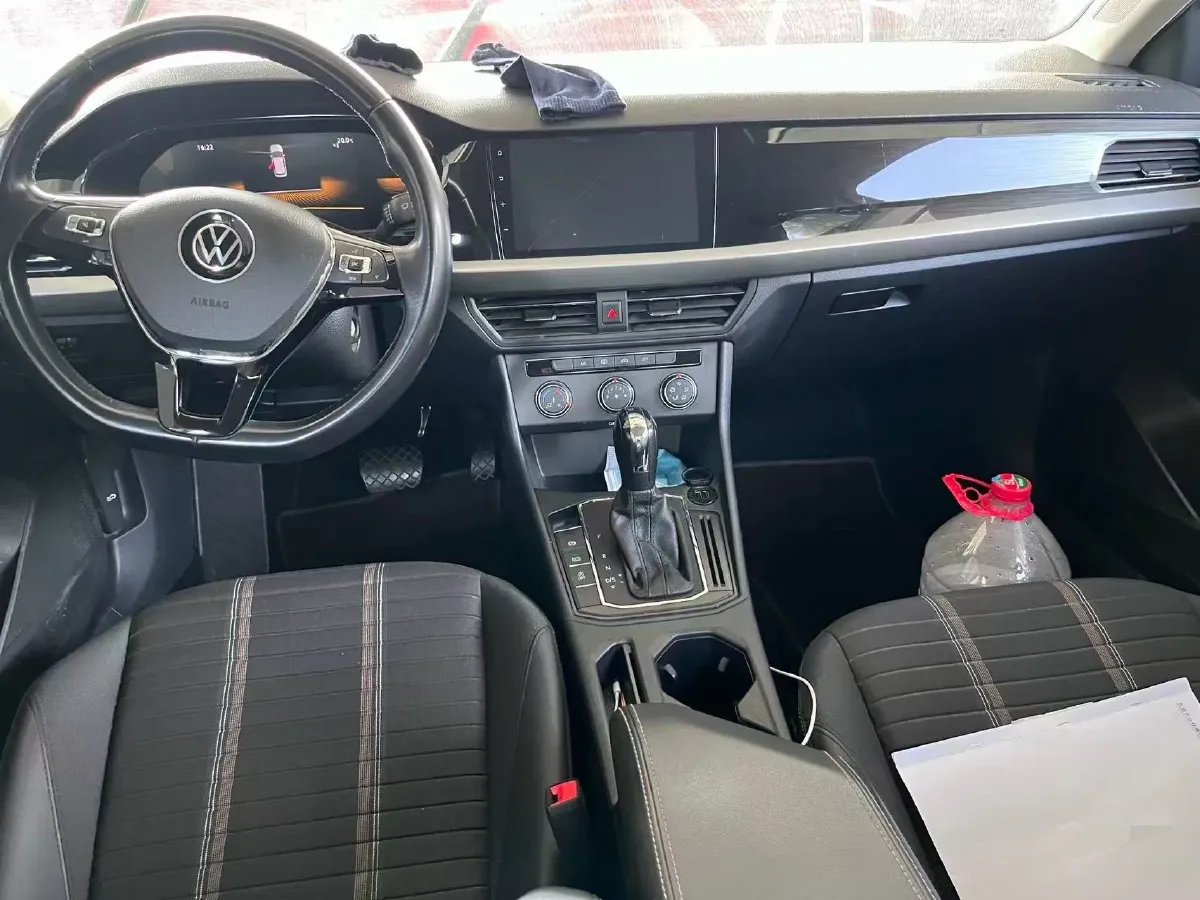 2021 Volkswagen Lavida 1.5L 113HP L4 6AT,autocango,china used car exporter,china ev exporter,chinese used car exporter,chinese used ev exporter