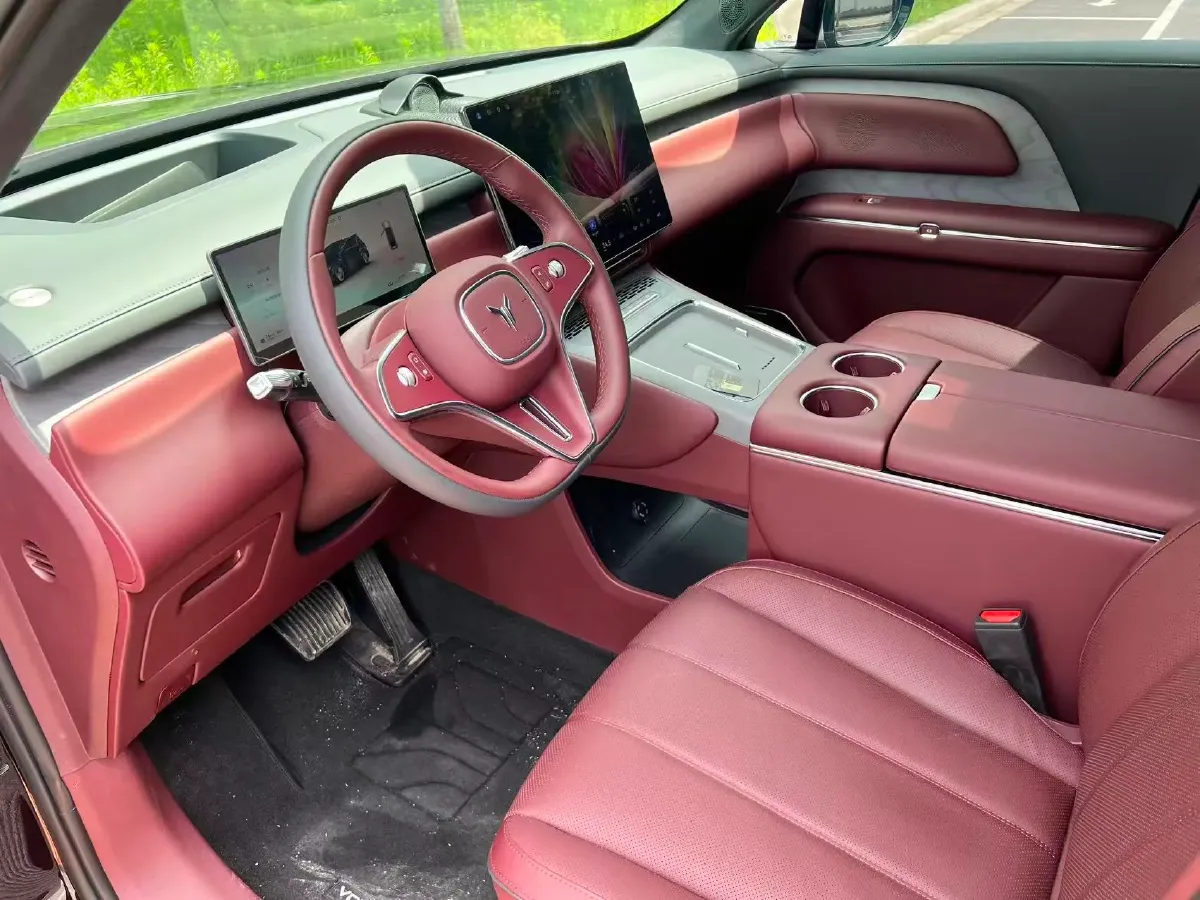 2026 Voyah 9L 1.5T 150HP L4 PHEV,autocango,china used car exporter,china ev exporter,chinese used car exporter,chinese used ev exporter