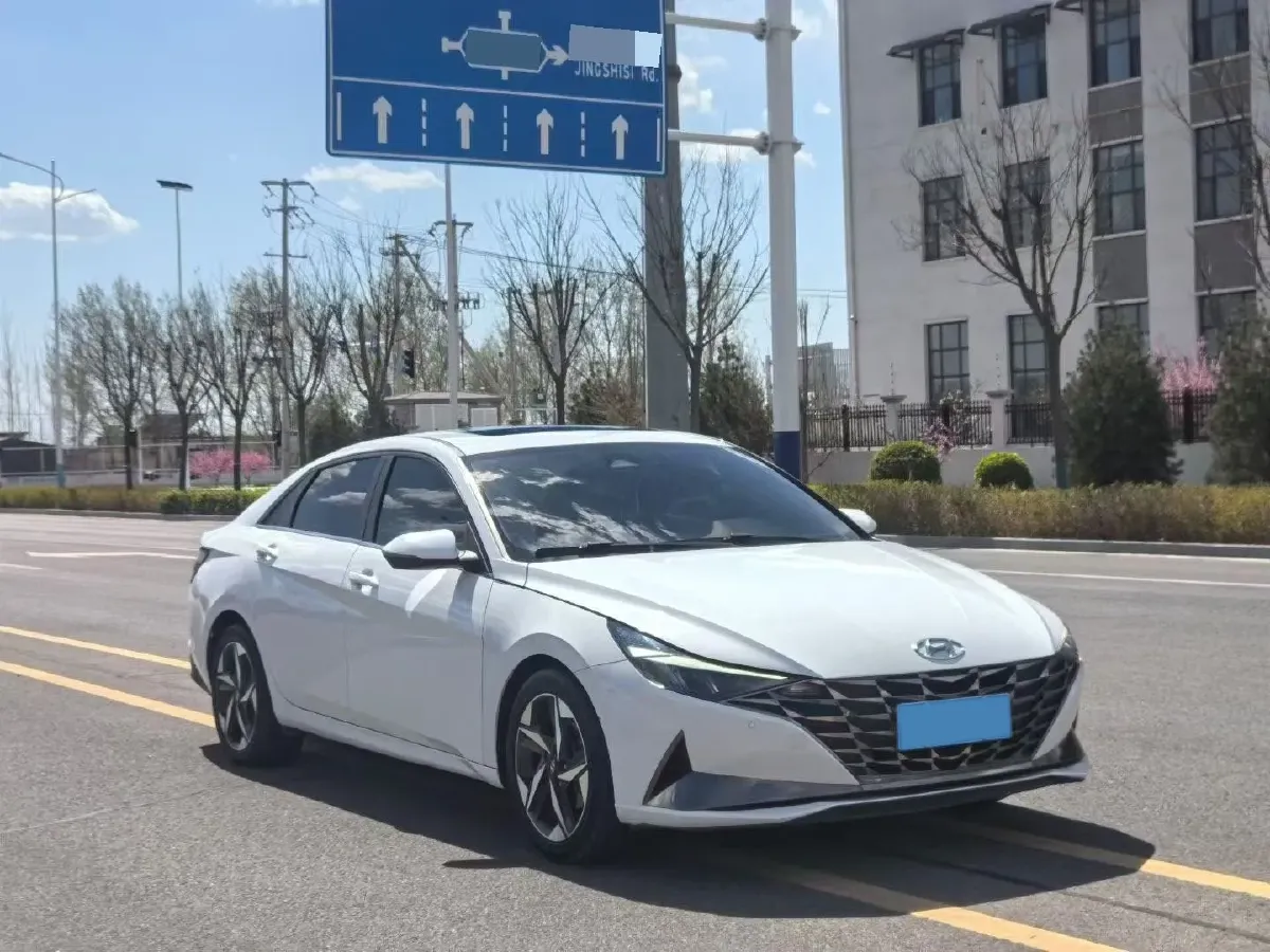 2022 Hyundai Elantra 1.5L 115HP L4 CVT,autocango,china used car exporter,china ev exporter,chinese used car exporter,chinese used ev exporter