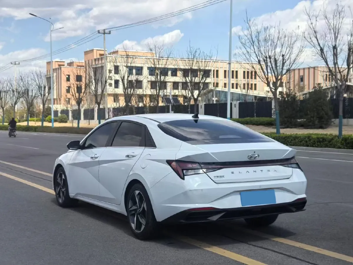 2022 Hyundai Elantra 1.5L 115HP L4 CVT,autocango,china used car exporter,china ev exporter,chinese used car exporter,chinese used ev exporter