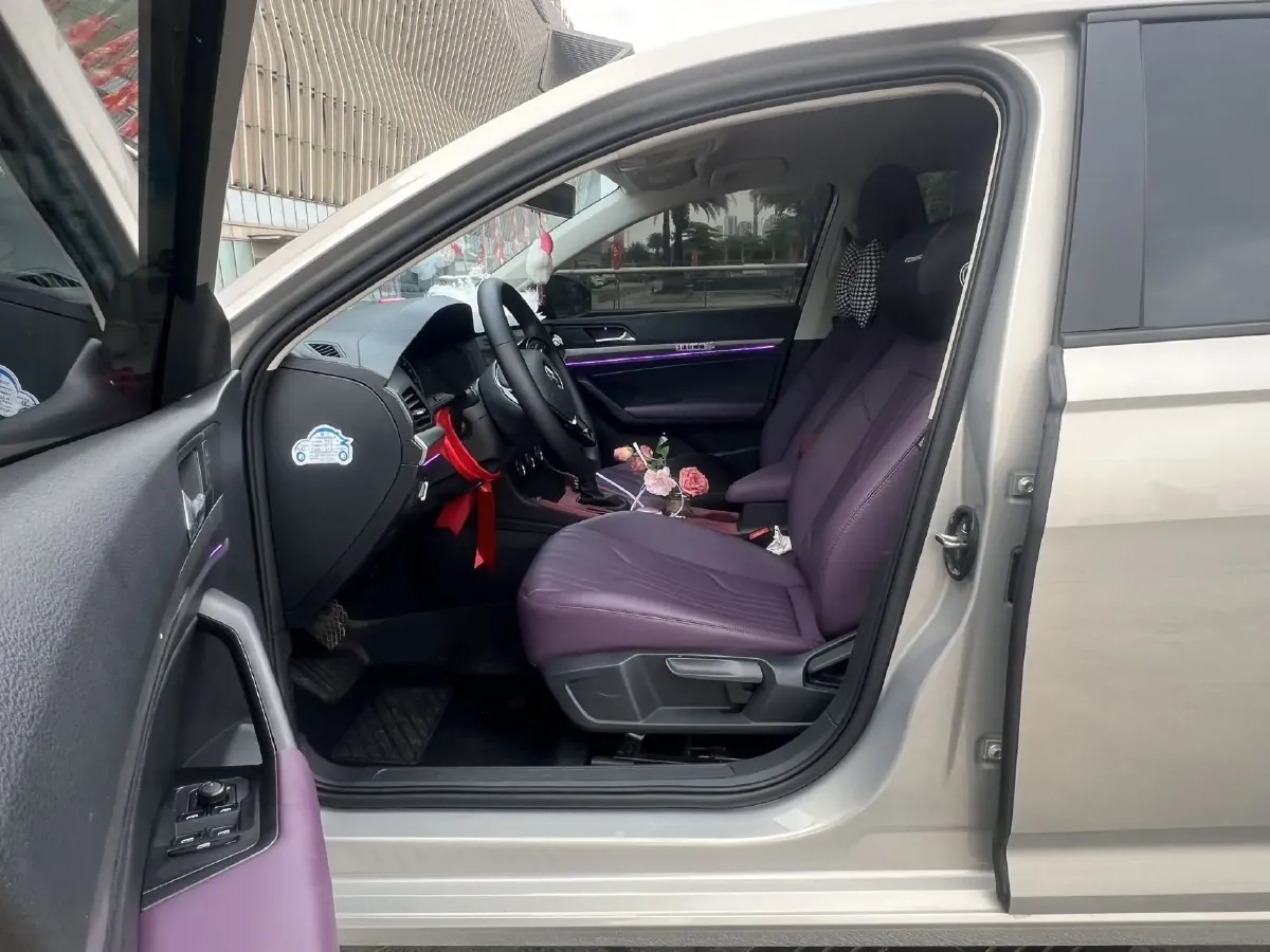 2019 Volkswagen Lavida 1.5L 113HP L4 6AT,autocango,china used car exporter,china ev exporter,chinese used car exporter,chinese used ev exporter