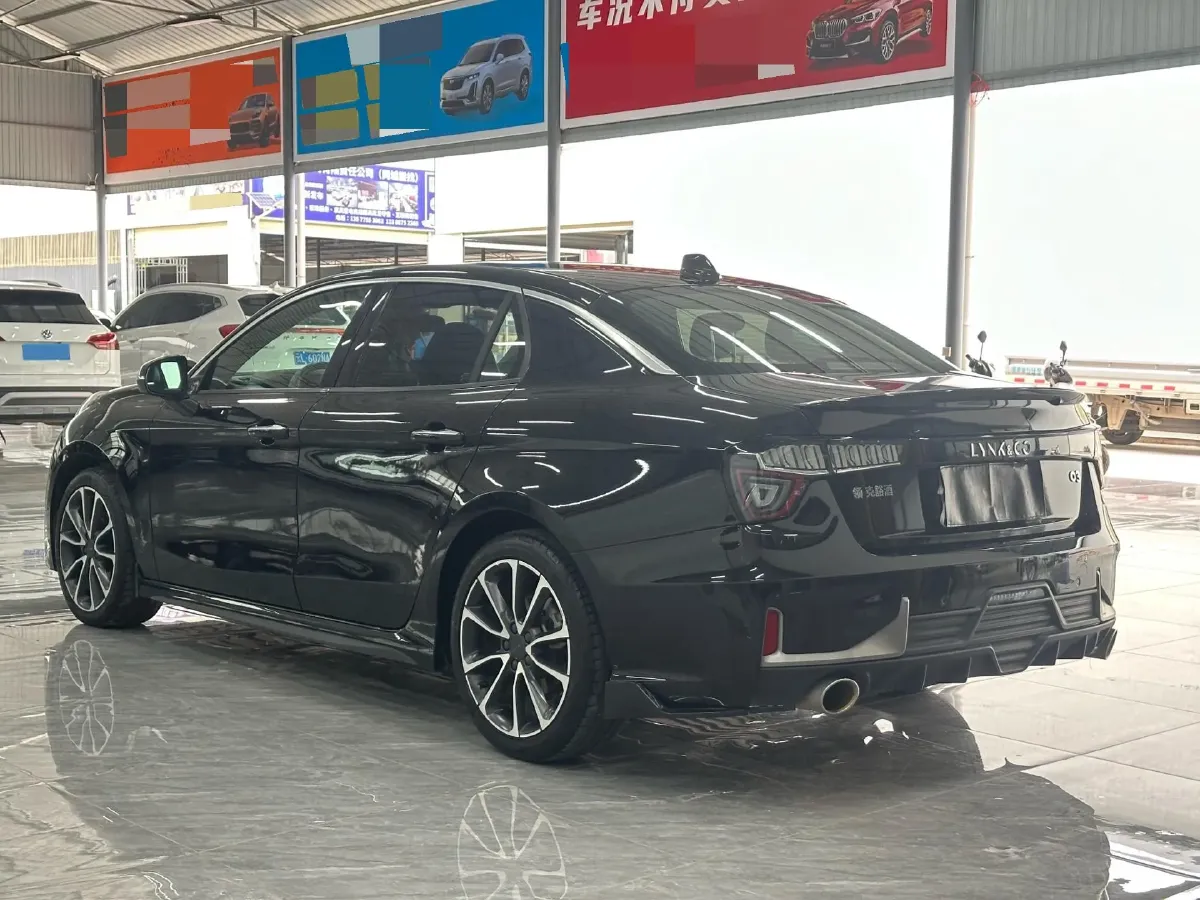 2019 Qoros 5 1.6T 197HP L4 7DCT,autocango,china used car exporter,china ev exporter,chinese used car exporter,chinese used ev exporter