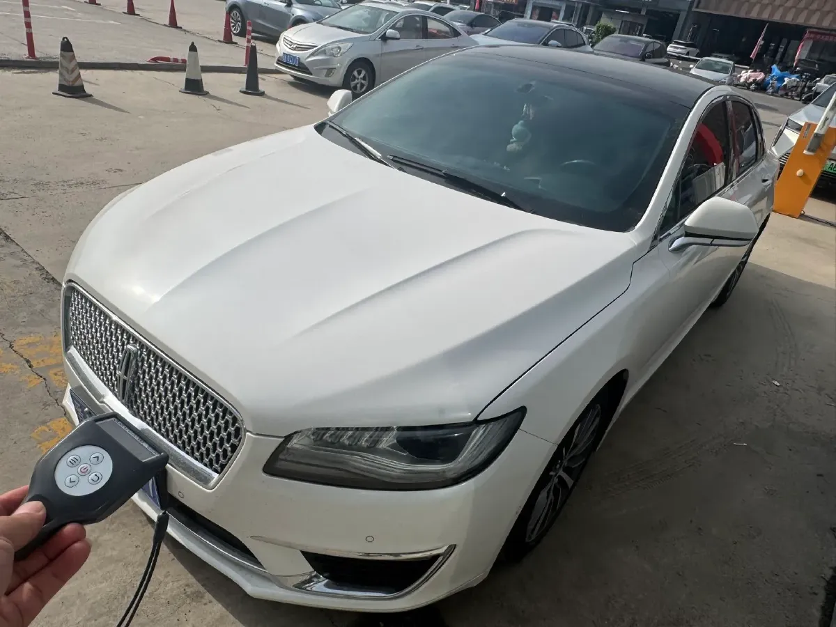2019 Lincoln MKZ 2.0T 196HP L4 6AT,autocango,china used car exporter,china ev exporter,chinese used car exporter,chinese used ev exporter