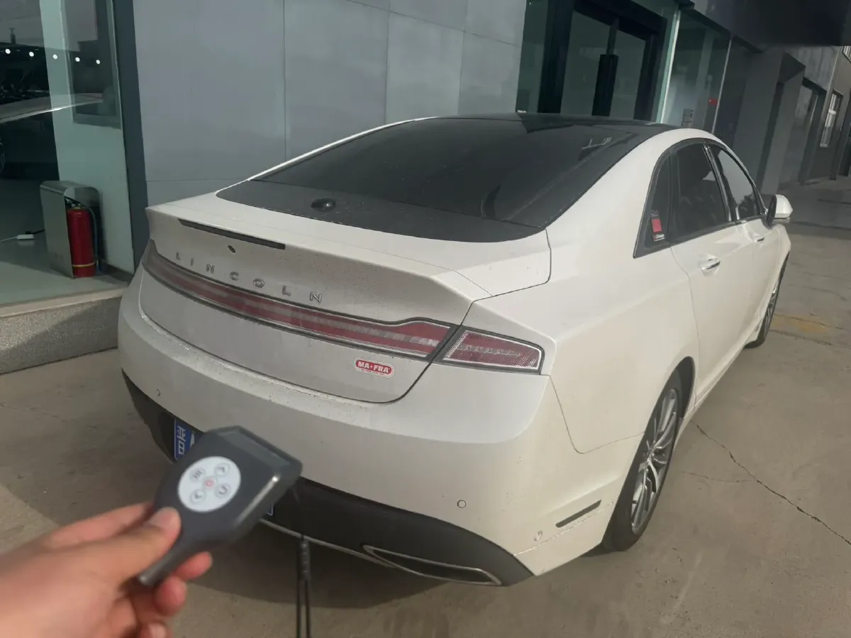 2019 Lincoln MKZ 2.0T 196HP L4 6AT,autocango,china used car exporter,china ev exporter,chinese used car exporter,chinese used ev exporter