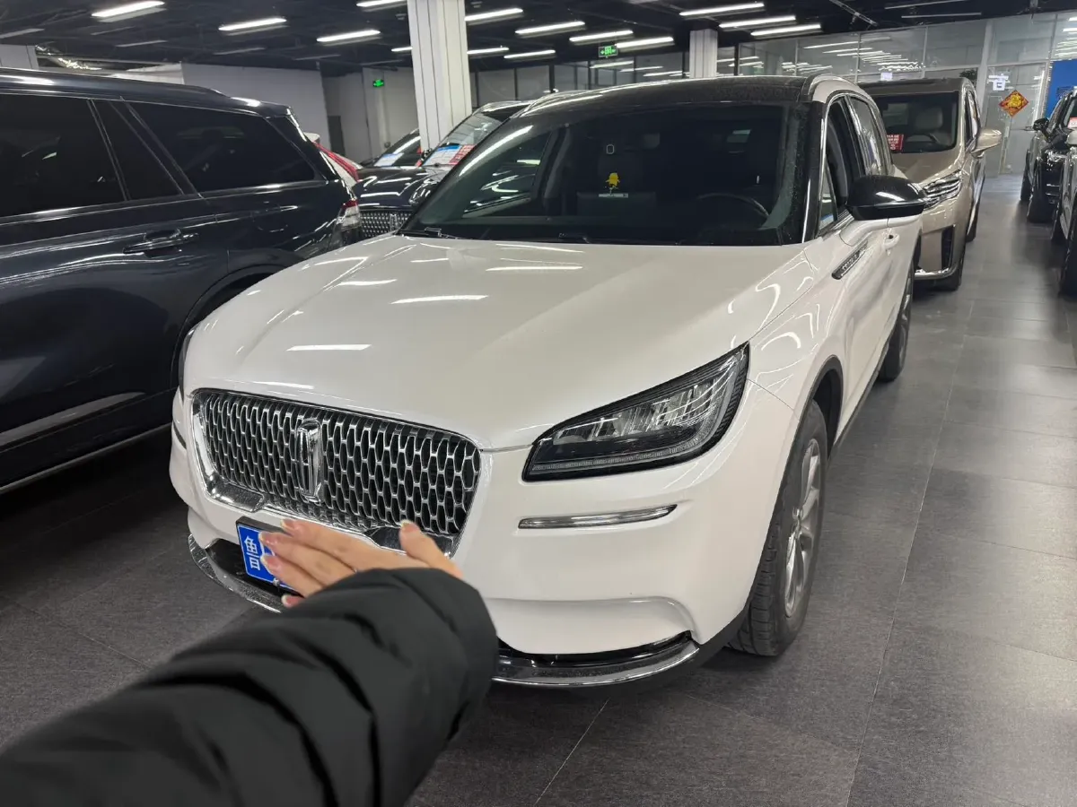 2021 Lincoln Corsair 2.0T 245HP L4 8AT,autocango,china used car exporter,china ev exporter,chinese used car exporter,chinese used ev exporter