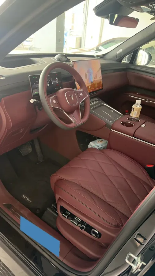 2026 Voyah 9L 1.5T 150HP L4 PHEV,autocango,china used car exporter,china ev exporter,chinese used car exporter,chinese used ev exporter