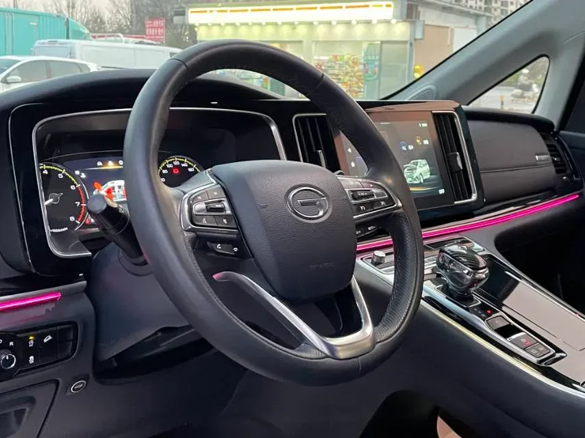 2021 GAC Trumpchi M8 2.0T 252HP L4 8AT,autocango,china used car exporter,china ev exporter,chinese used car exporter,chinese used ev exporter