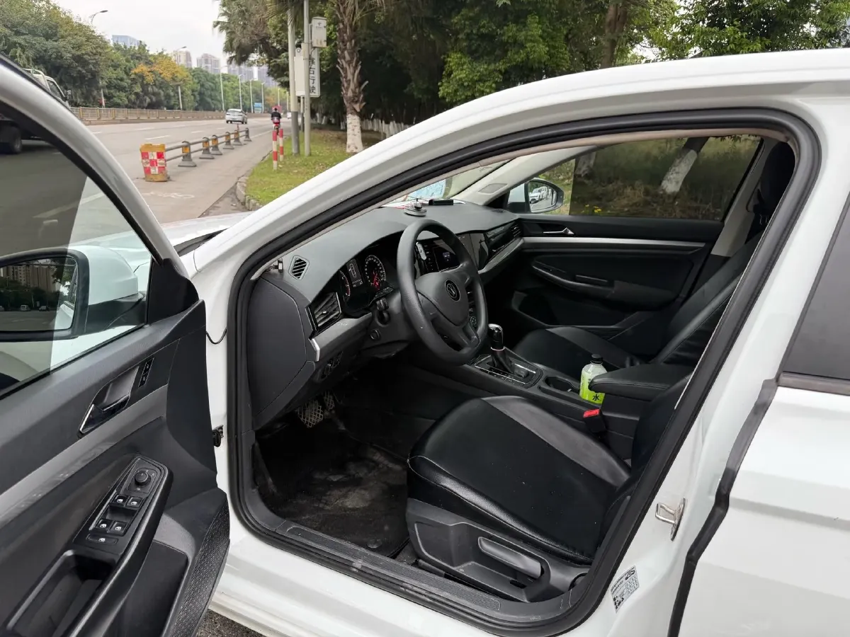 2021 Volkswagen Bora 1.5L 113HP L4 6AT,autocango,china used car exporter,china ev exporter,chinese used car exporter,chinese used ev exporter