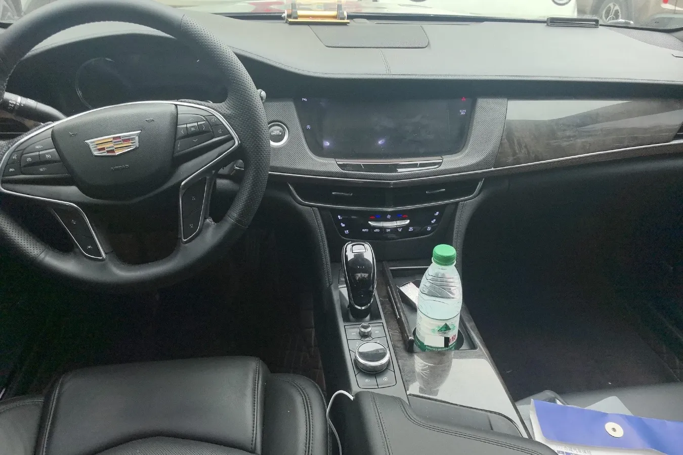 2021 Cadillac CT6 2.0T 237HP L4 10AT,autocango,china used car exporter,china ev exporter,chinese used car exporter,chinese used ev exporter