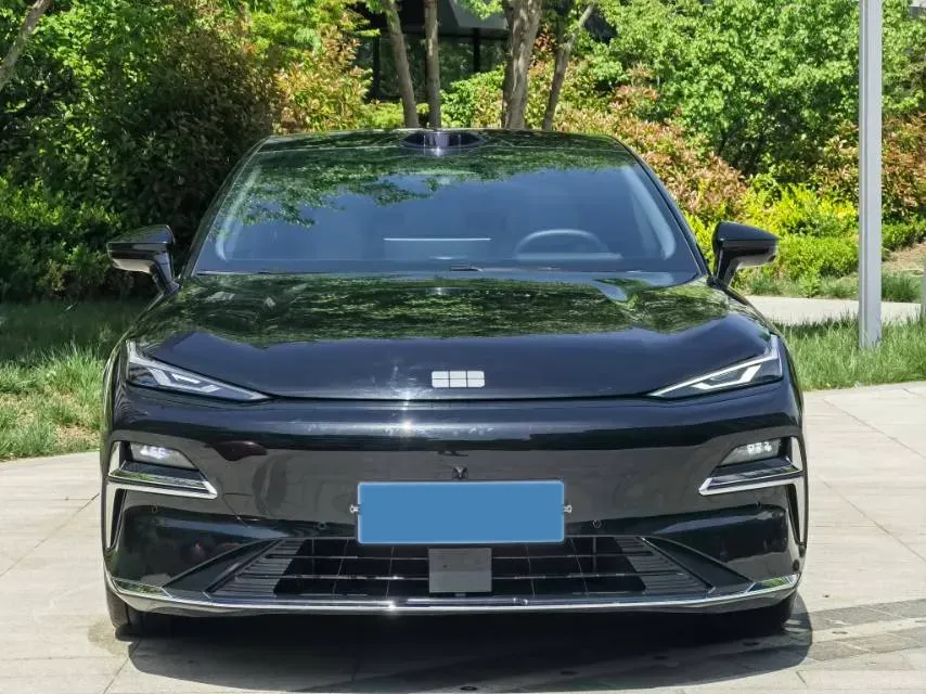 2025 Geely Galaxy Starshine 8 1.5T 163HP L4 3DHT PHEV 27.69KWH,autocango,china used car exporter,china ev exporter,chinese used car exporter,chinese used ev exporter