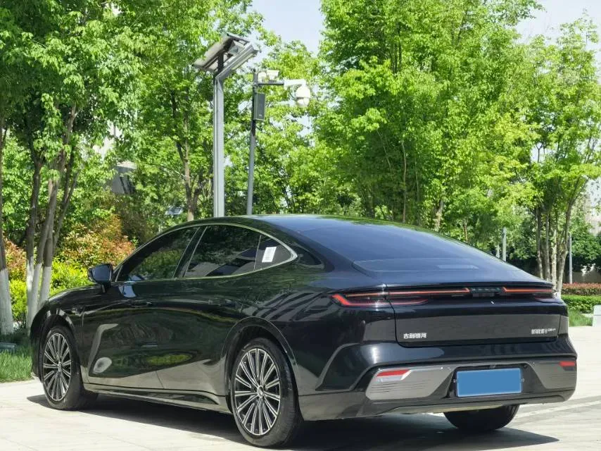 2025 Geely Galaxy Starshine 8 1.5T 163HP L4 3DHT PHEV 27.69KWH,autocango,china used car exporter,china ev exporter,chinese used car exporter,chinese used ev exporter