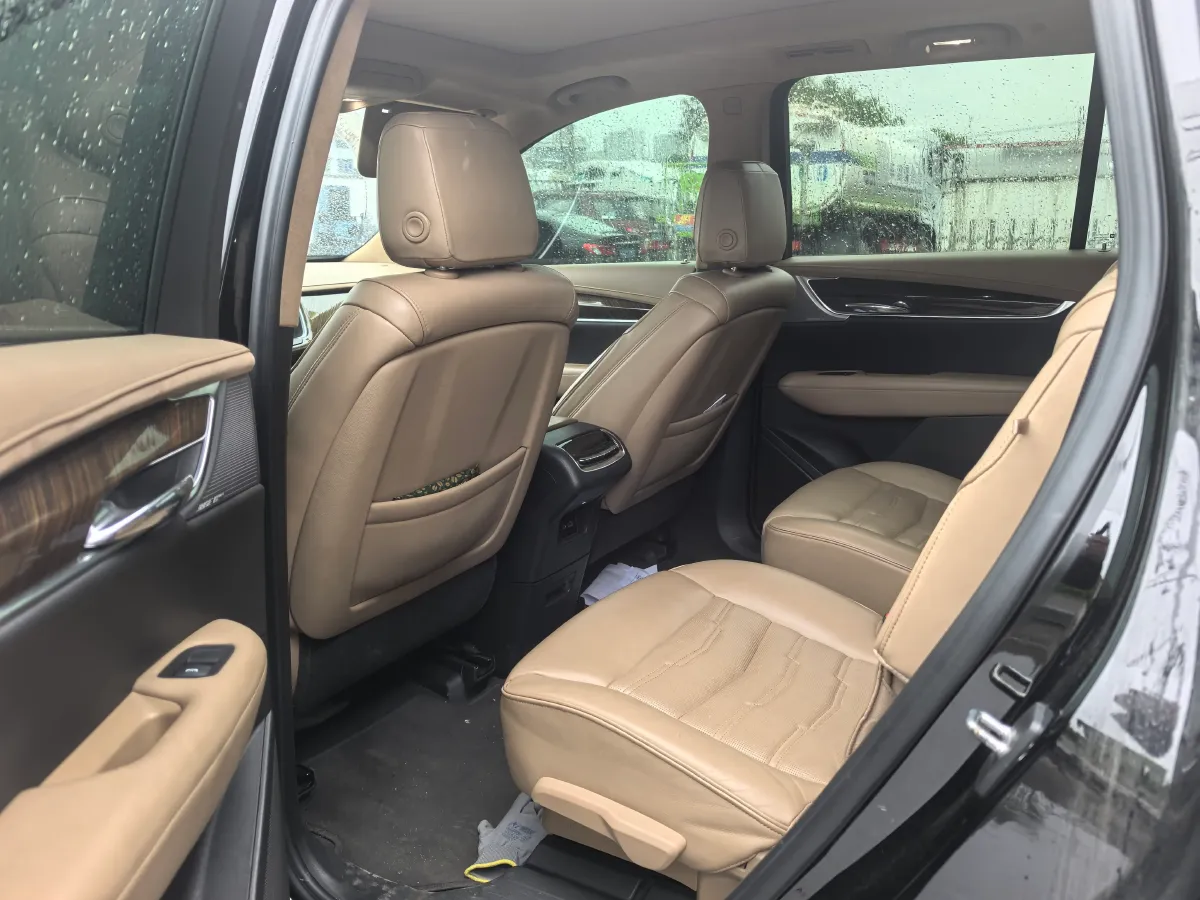 2020 Cadillac XT6 2.0T 237HP L4 9AT,autocango,china used car exporter,china ev exporter,chinese used car exporter,chinese used ev exporter