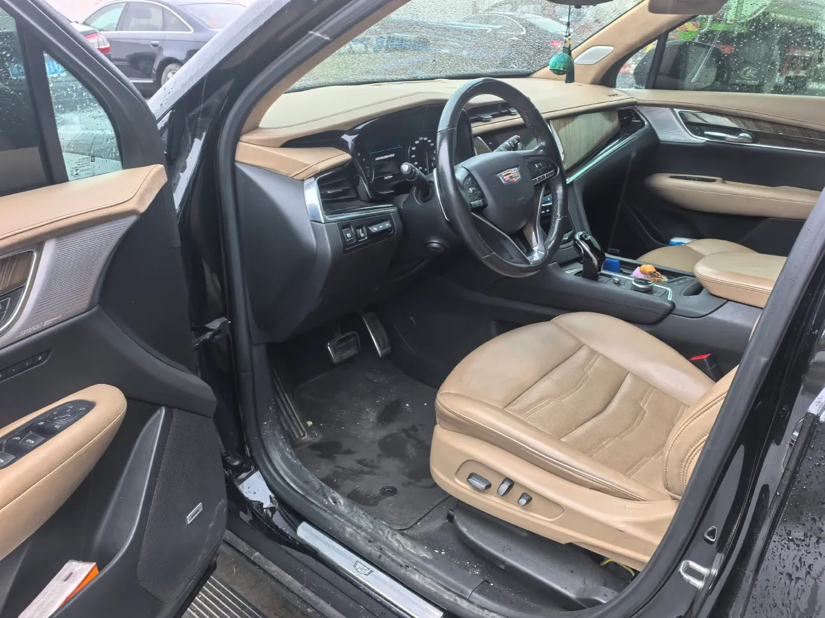 2020 Cadillac XT6 2.0T 237HP L4 9AT,autocango,china used car exporter,china ev exporter,chinese used car exporter,chinese used ev exporter