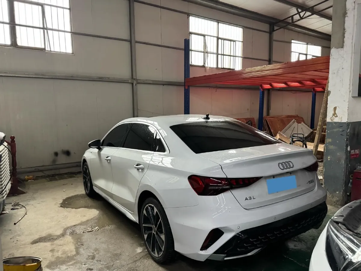 2025 Audi A3 1.5T 160HP L4 7DCT,autocango,china used car exporter,china ev exporter,chinese used car exporter,chinese used ev exporter
