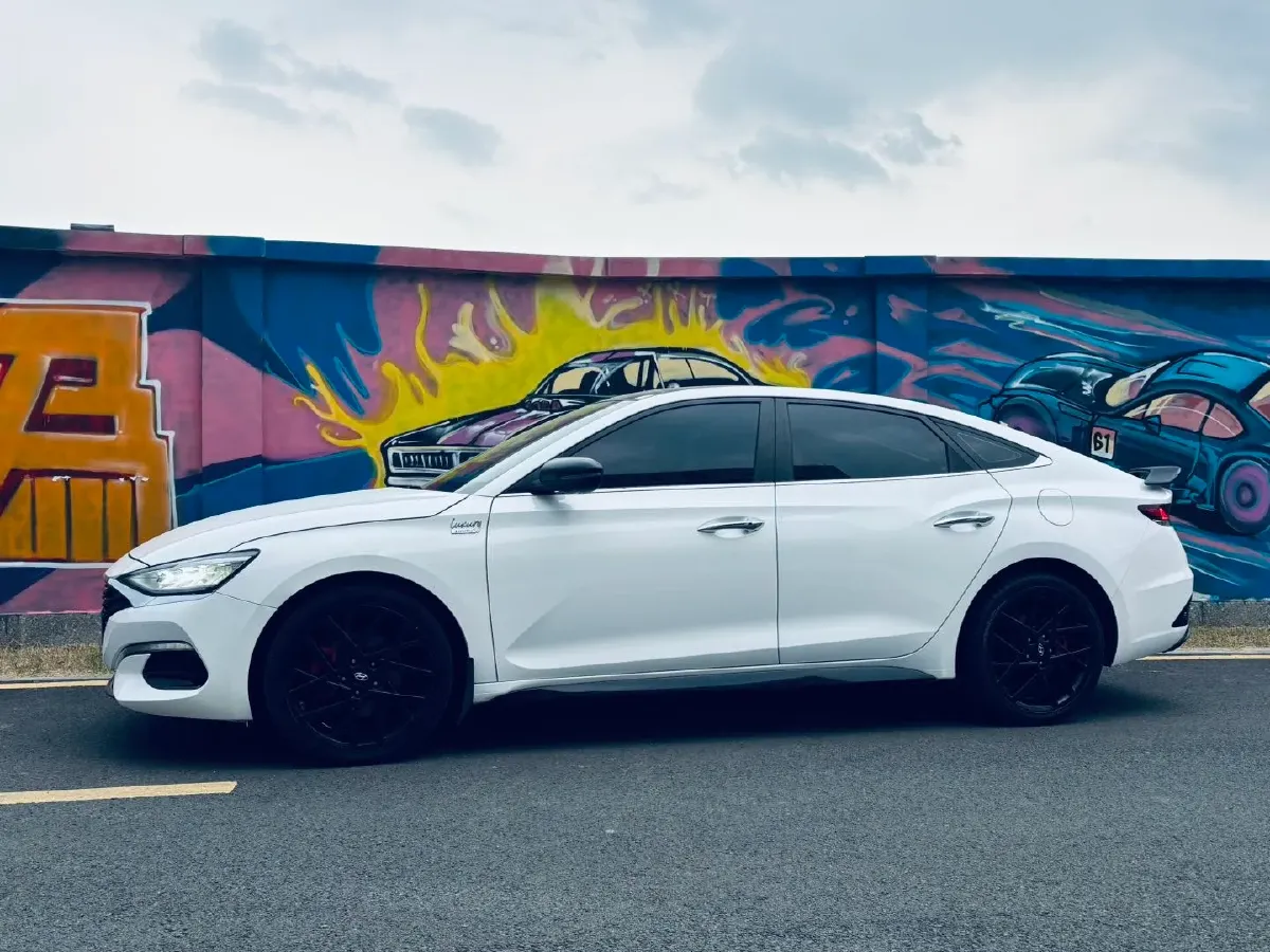 2021 Hyundai La Festa 1.6T 204HP L4 7DCT,autocango,china used car exporter,china ev exporter,chinese used car exporter,chinese used ev exporter