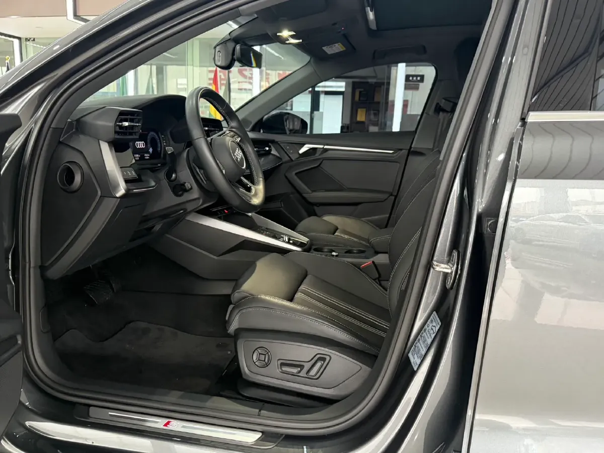 2023 Audi A3 1.4T 150HP L4 7DCT,autocango,china used car exporter,china ev exporter,chinese used car exporter,chinese used ev exporter