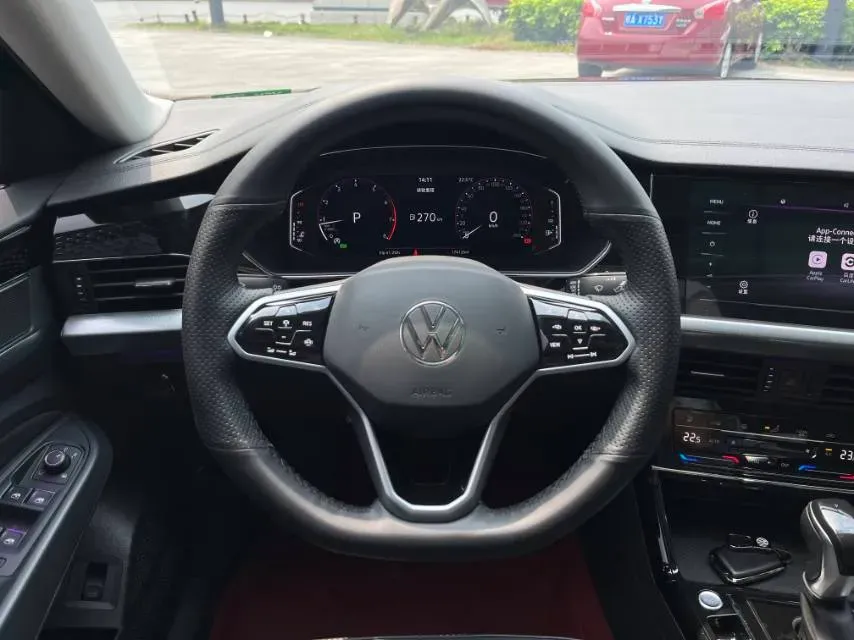 2024 Volkswagen Passat 2.0T 220HP L4 7DCT,autocango,china used car exporter,china ev exporter,chinese used car exporter,chinese used ev exporter