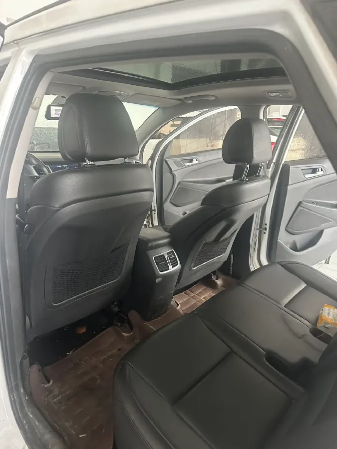 2019 Hyundai Tucson 1.6T 177HP L4 7DCT,autocango,china used car exporter,china ev exporter,chinese used car exporter,chinese used ev exporter