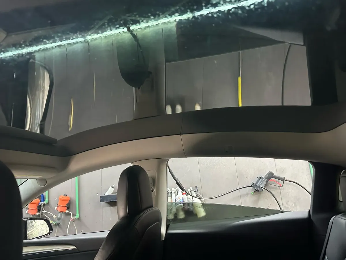 2022 Tesla Model Y BEV 60KWH,autocango,china used car exporter,china ev exporter,chinese used car exporter,chinese used ev exporter