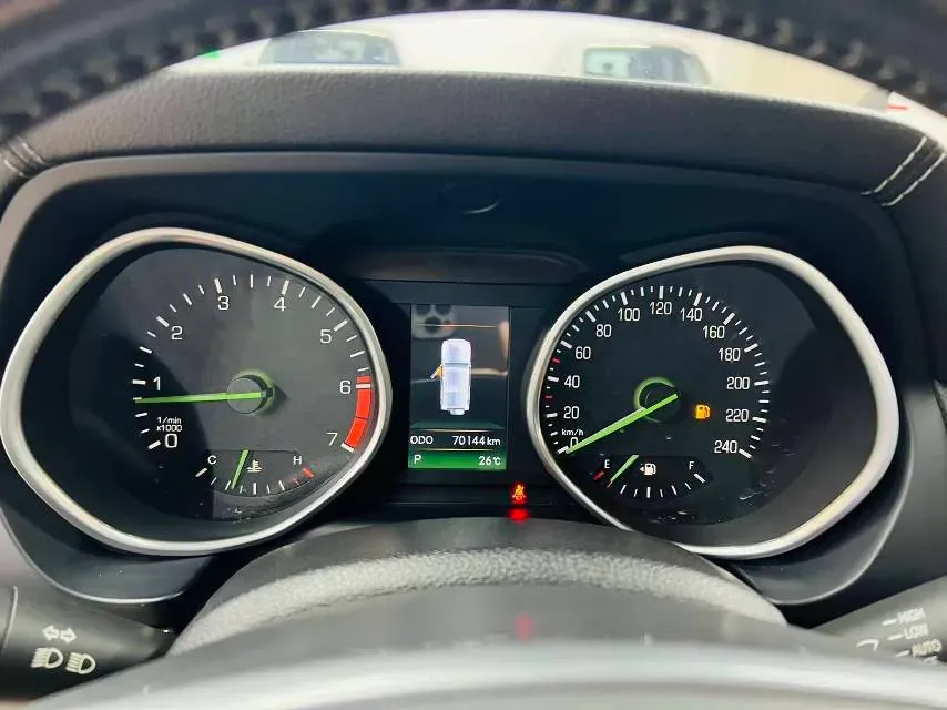 2017 Mercedes-Benz C Class 2.0T 245HP L4 7AT,autocango,china used car exporter,china ev exporter,chinese used car exporter,chinese used ev exporter