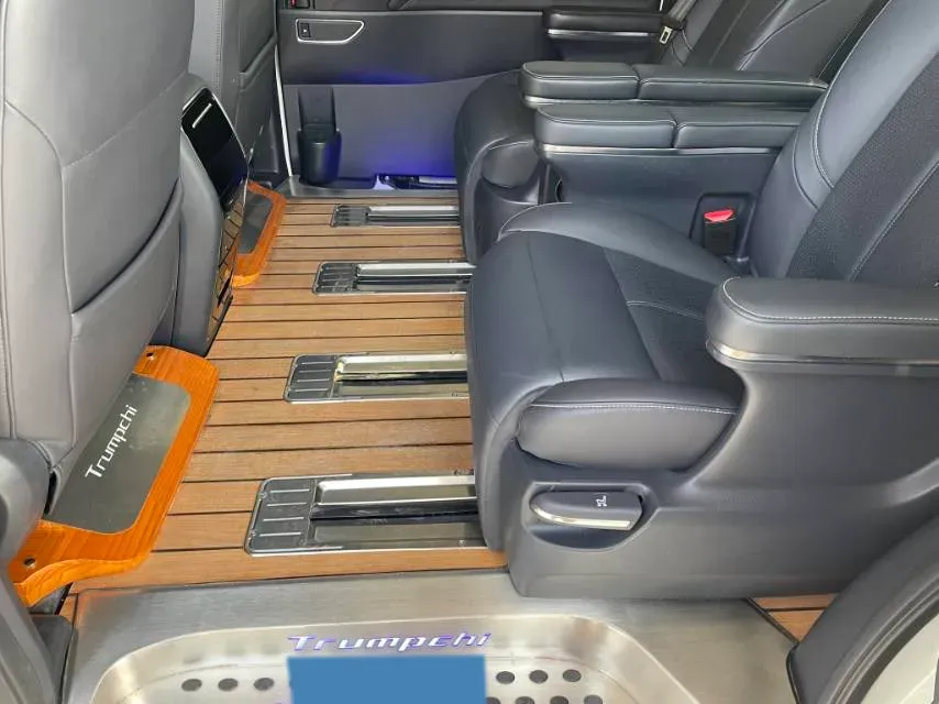 2021 GAC Trumpchi M8 2.0T 252HP L4 8AT,autocango,china used car exporter,china ev exporter,chinese used car exporter,chinese used ev exporter