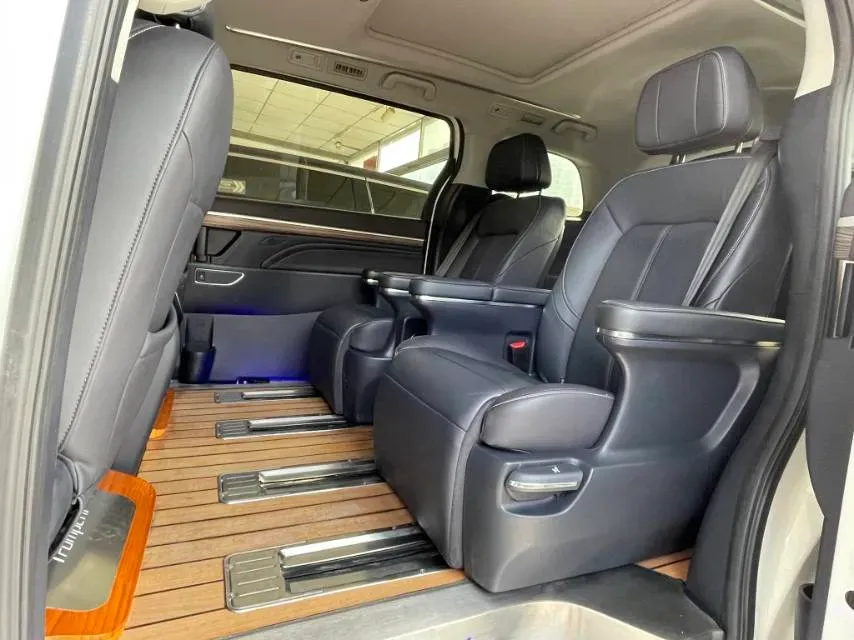 2021 GAC Trumpchi M8 2.0T 252HP L4 8AT,autocango,china used car exporter,china ev exporter,chinese used car exporter,chinese used ev exporter