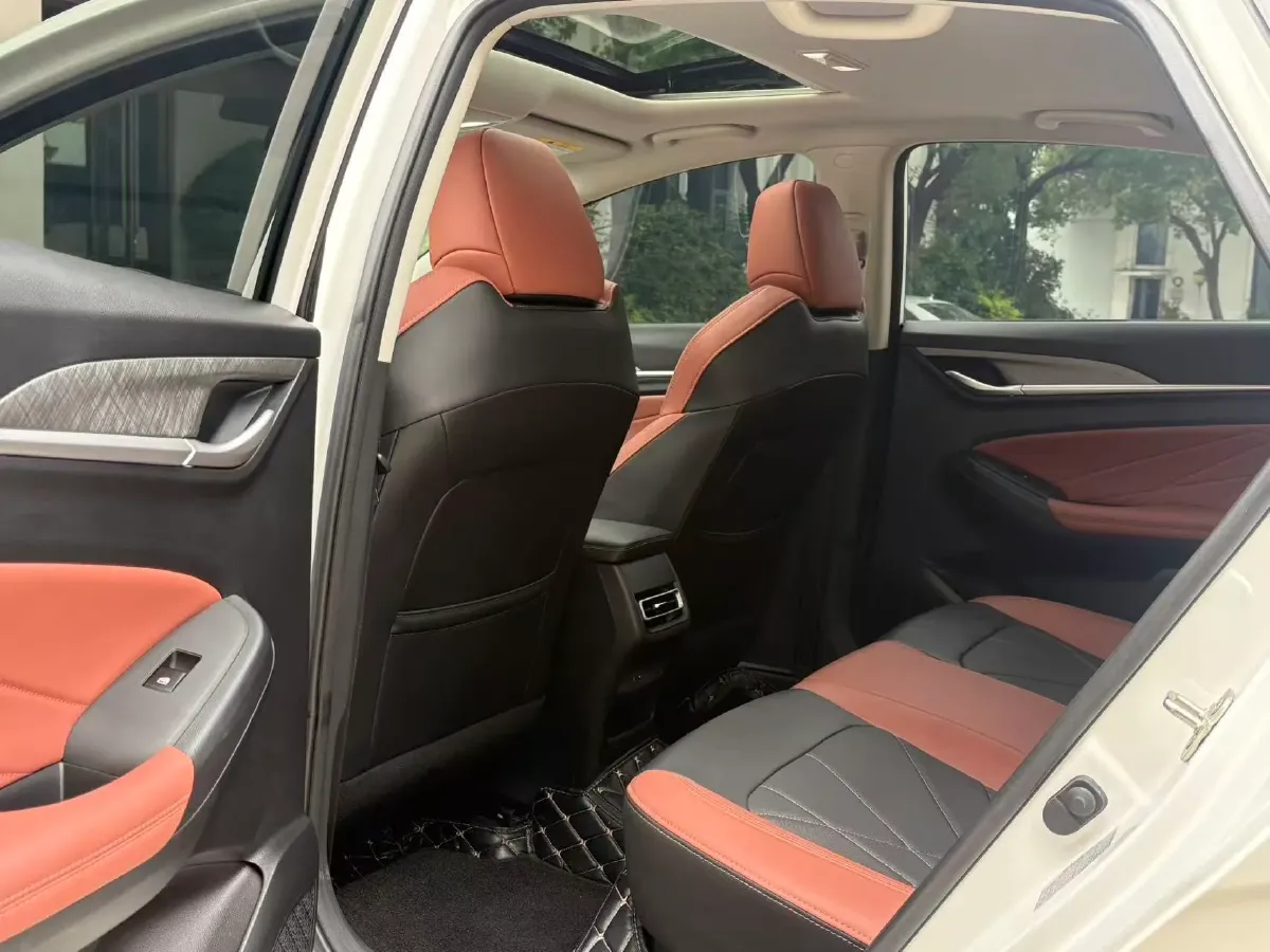 2022 ChangAn Eado 1.4T 160HP L4 7DCT,autocango,china used car exporter,china ev exporter,chinese used car exporter,chinese used ev exporter