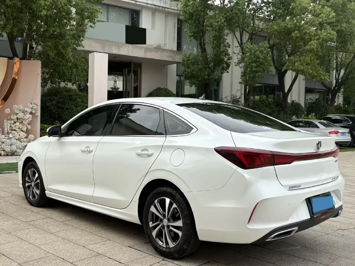2022 ChangAn Eado 1.4T 160HP L4 7DCT,autocango,china used car exporter,china ev exporter,chinese used car exporter,chinese used ev exporter