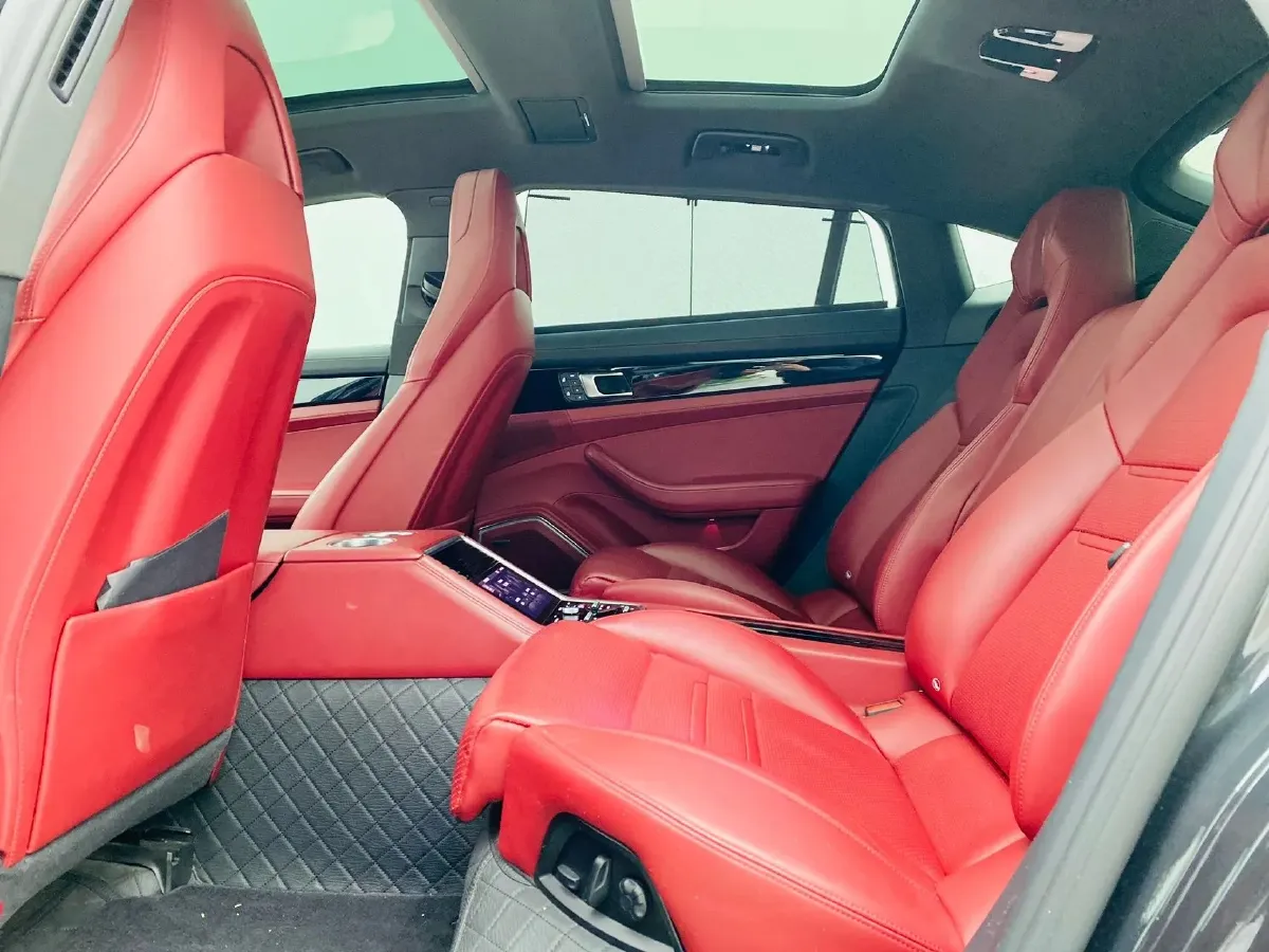 2023 Porsche Panamera 2.9T 330HP V6 8DCT,autocango,china used car exporter,china ev exporter,chinese used car exporter,chinese used ev exporter