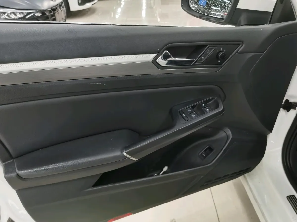 2019 Volkswagen Passat 1.4T 150HP L4 7DCT,autocango,china used car exporter,china ev exporter,chinese used car exporter,chinese used ev exporter