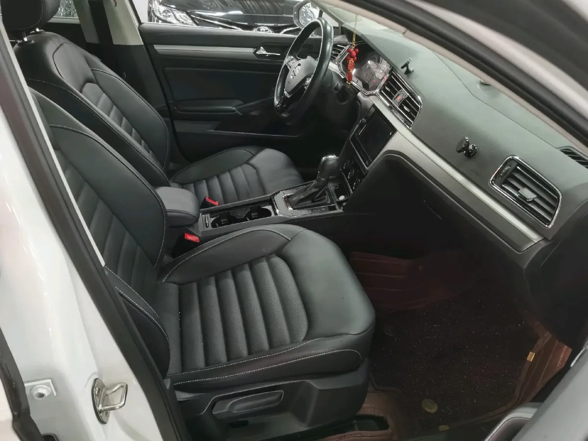 2019 Volkswagen Passat 1.4T 150HP L4 7DCT,autocango,china used car exporter,china ev exporter,chinese used car exporter,chinese used ev exporter