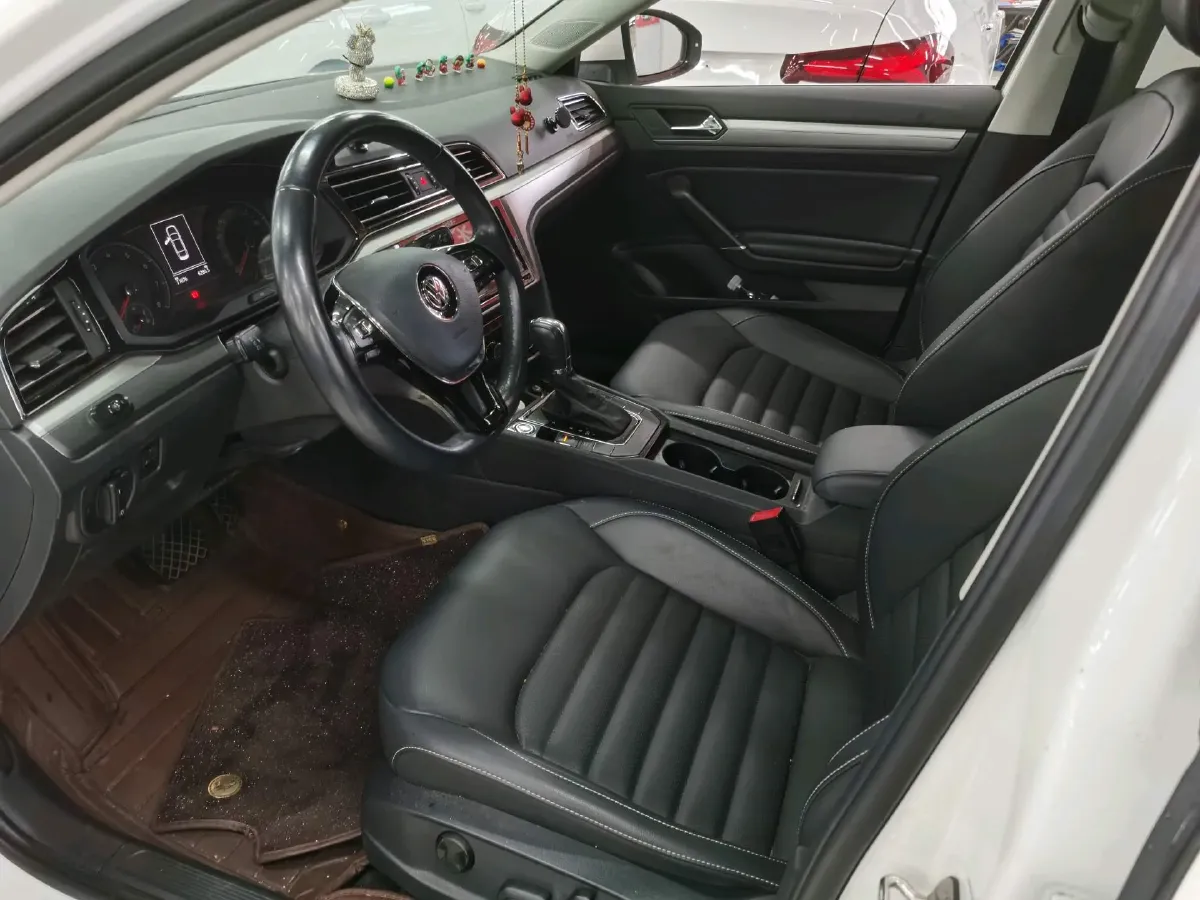 2019 Volkswagen Passat 1.4T 150HP L4 7DCT,autocango,china used car exporter,china ev exporter,chinese used car exporter,chinese used ev exporter