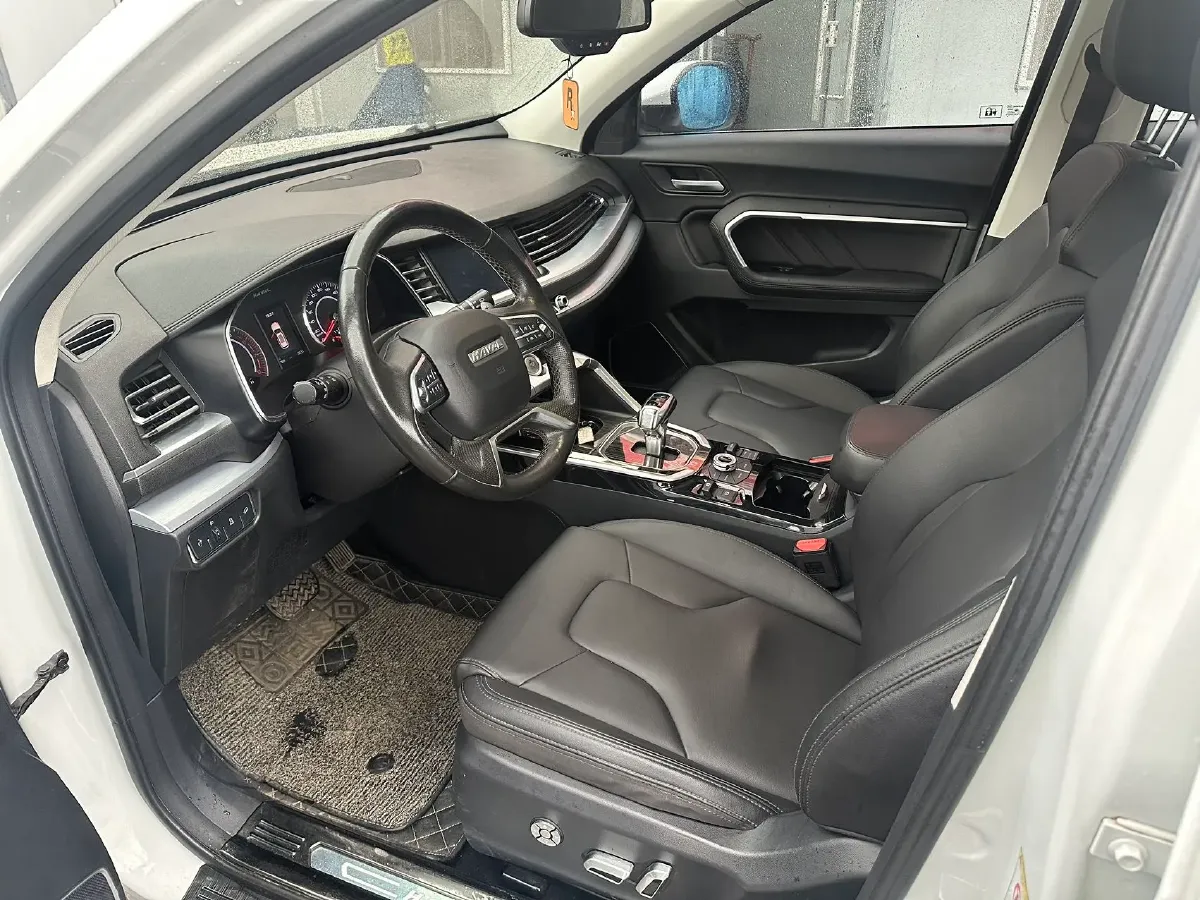 2017 Haval H6 2.0T 197HP L4 7DCT,autocango,china used car exporter,china ev exporter,chinese used car exporter,chinese used ev exporter