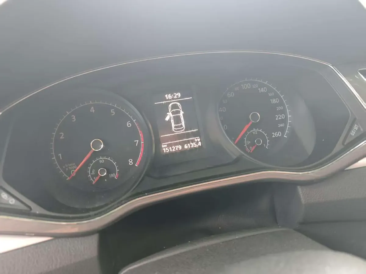 2017 Volkswagen Passat 1.8T 180HP L4 7DCT,autocango,china used car exporter,china ev exporter,chinese used car exporter,chinese used ev exporter