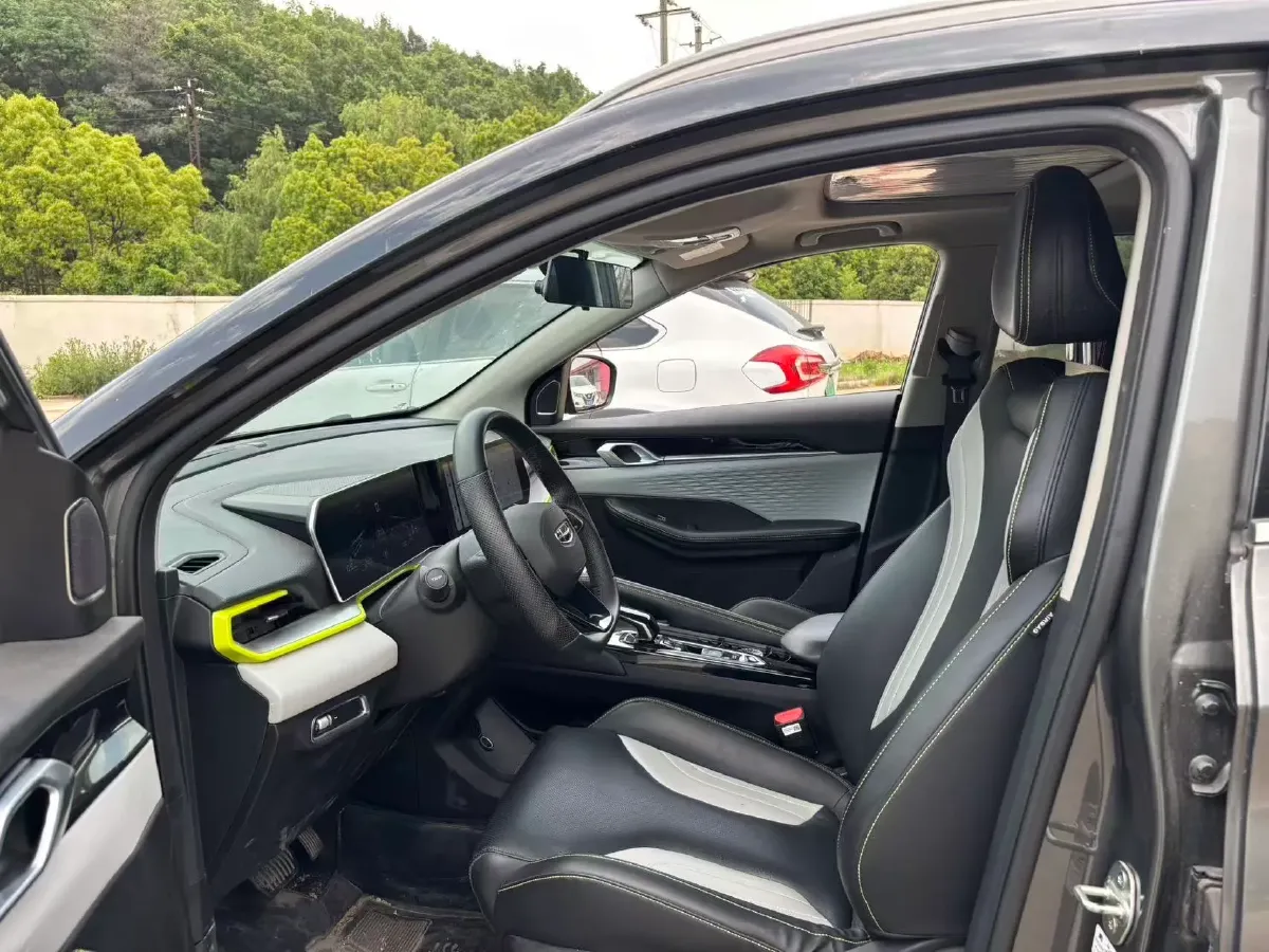 2022 Geely Coolray 1.5T 181HP L4 7DCT,autocango,china used car exporter,china ev exporter,chinese used car exporter,chinese used ev exporter