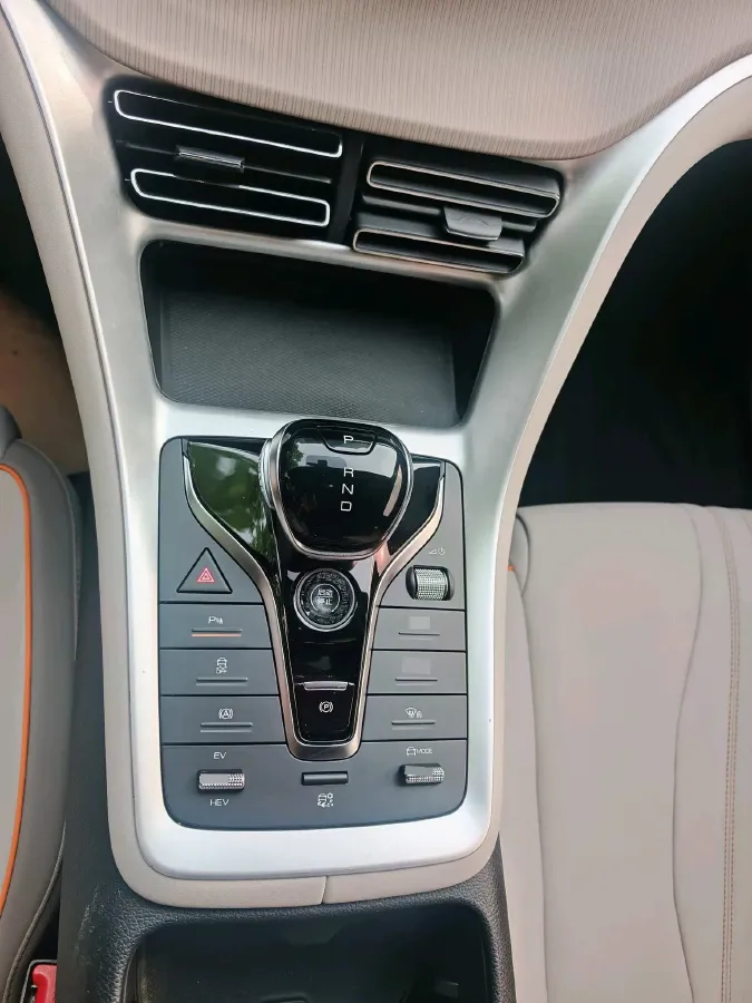 2024 BYD Song Pro 1.5L 110HP L4 E-CVT PHEV 12.9KWH,autocango,china used car exporter,china ev exporter,chinese used car exporter,chinese used ev exporter