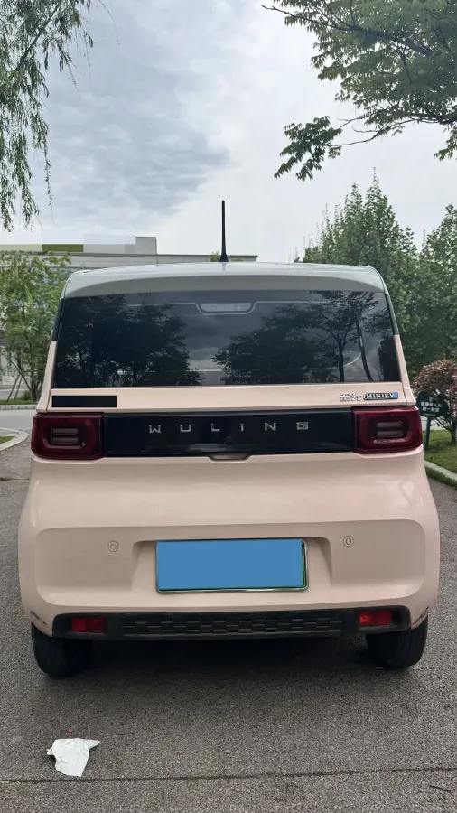 2022 WuLing HongGuang MINI EV BEV 13.9KWH,autocango,china used car exporter,china ev exporter,chinese used car exporter,chinese used ev exporter