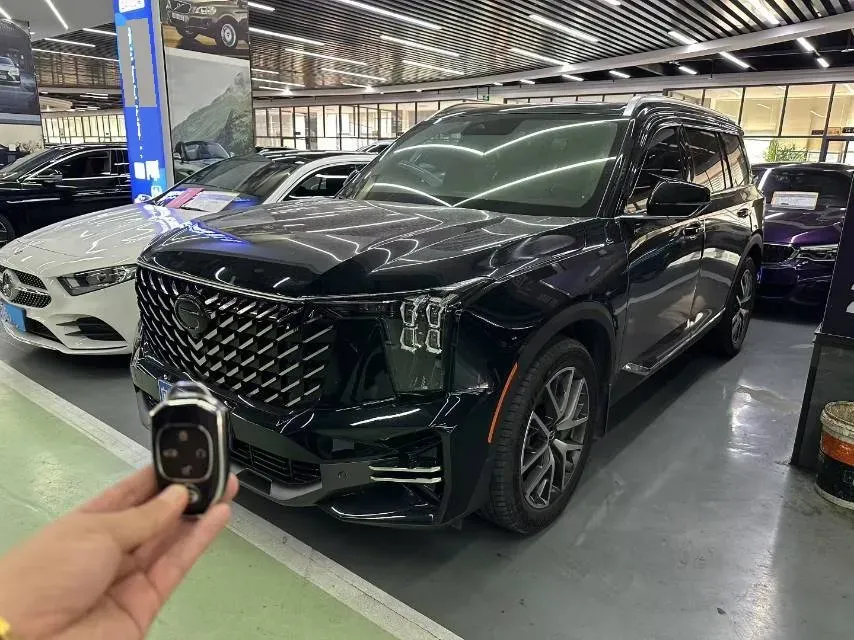 2022 GAC Trumpchi GS8 2.0T 252HP L4 8AT,autocango,china used car exporter,china ev exporter,chinese used car exporter,chinese used ev exporter