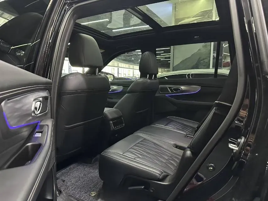 2022 GAC Trumpchi GS8 2.0T 252HP L4 8AT,autocango,china used car exporter,china ev exporter,chinese used car exporter,chinese used ev exporter