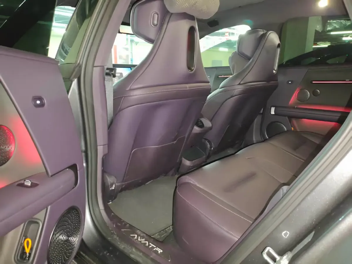 2025 Avatr 06 BEV,autocango,china used car exporter,china ev exporter,chinese used car exporter,chinese used ev exporter