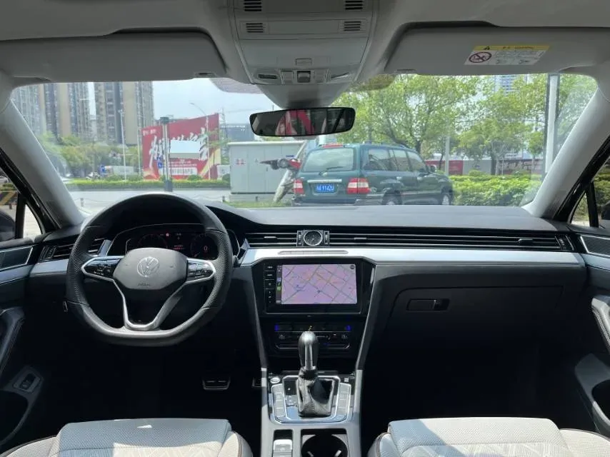 2023 Volkswagen Magotan 2.0T 186HP L4 7DCT,autocango,china used car exporter,china ev exporter,chinese used car exporter,chinese used ev exporter